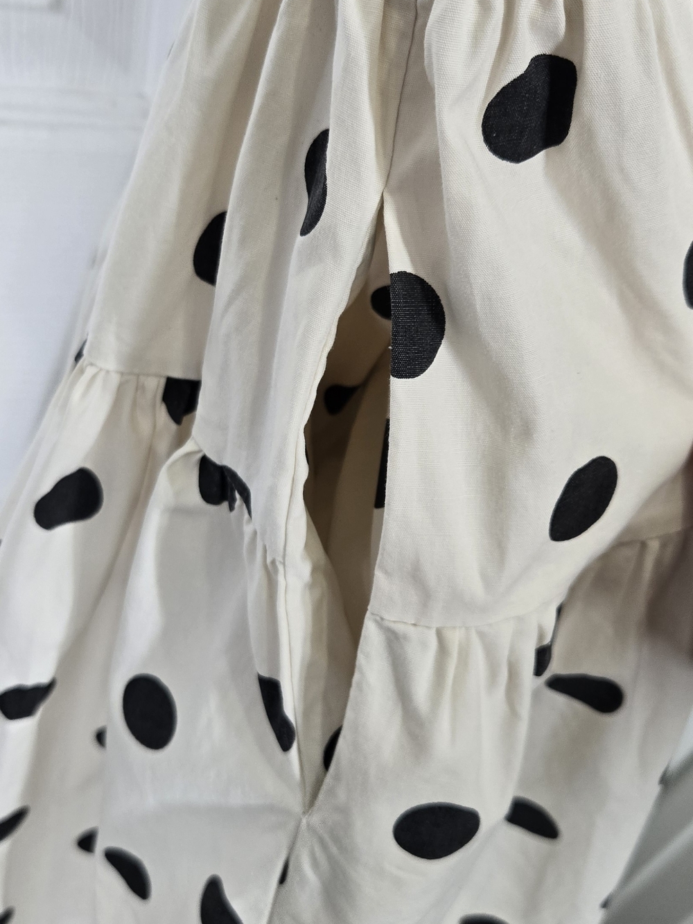 En Saison Polka Dot Smocked Tiered Maxi Dress Black Tulle Tie Shoulder Size S - Picture 9 of 14